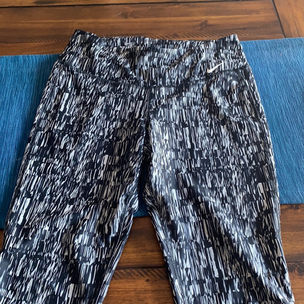 Nike leggings